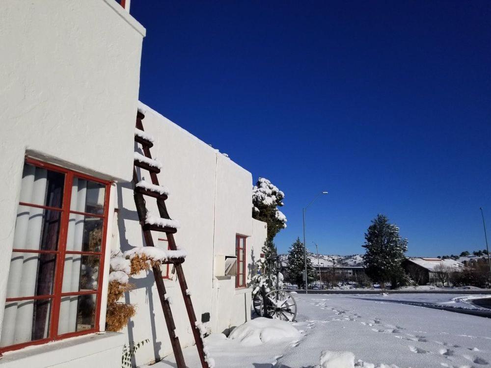 Apache Lodge Prescott Esterno foto